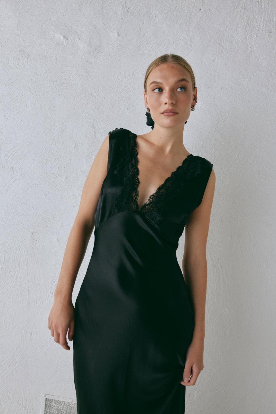 VRG GRL Midi/Maxi Dresses | Women Tully Satin Maxi Dress Black