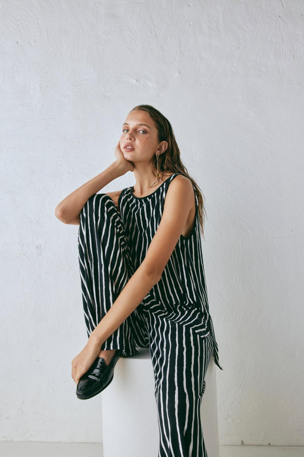 VRG GRL Sets | Women Aster Top Black Stripe