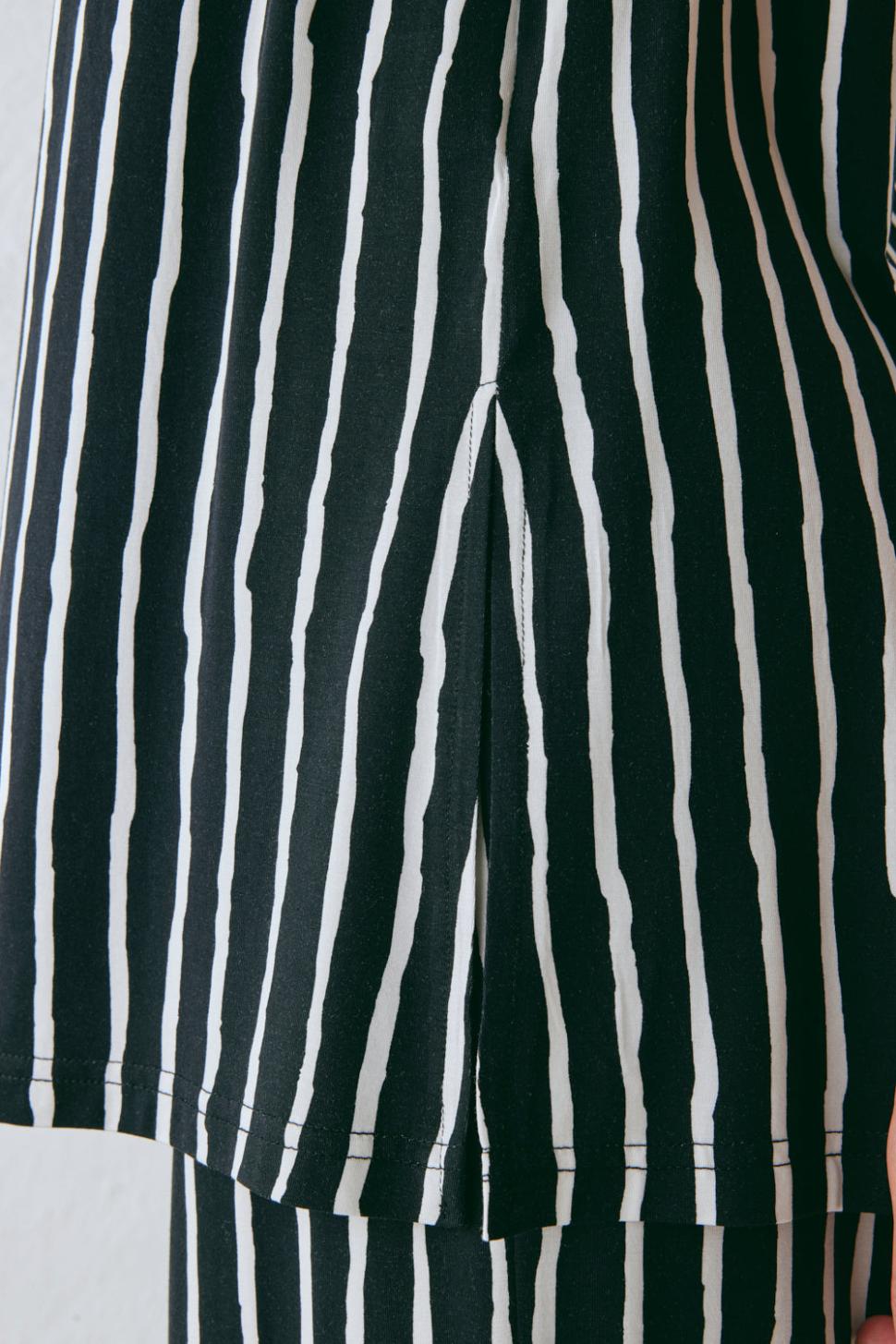 VRG GRL Sets | Women Aster Top Black Stripe