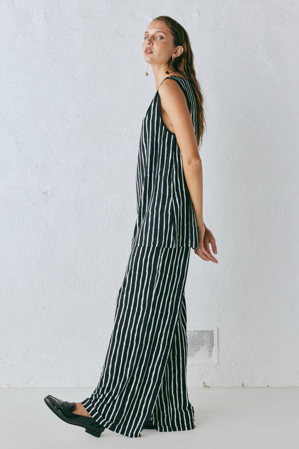 VRG GRL Sets | Women Aster Top Black Stripe