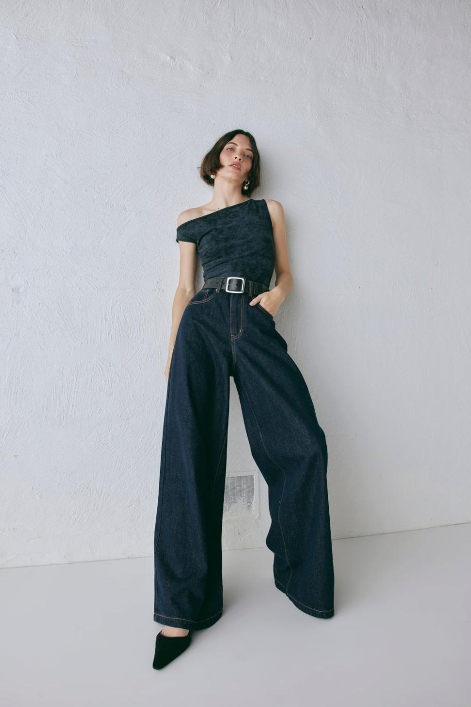 VRG GRL Sets | Women Kemi Top Black