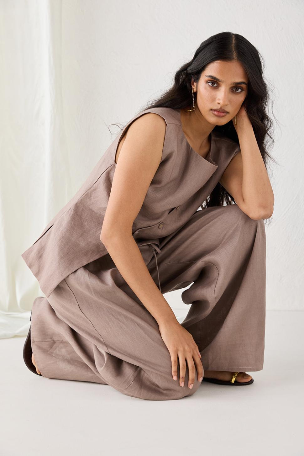 VRG GRL Sets | Women Raya Linen Pants Mushroom