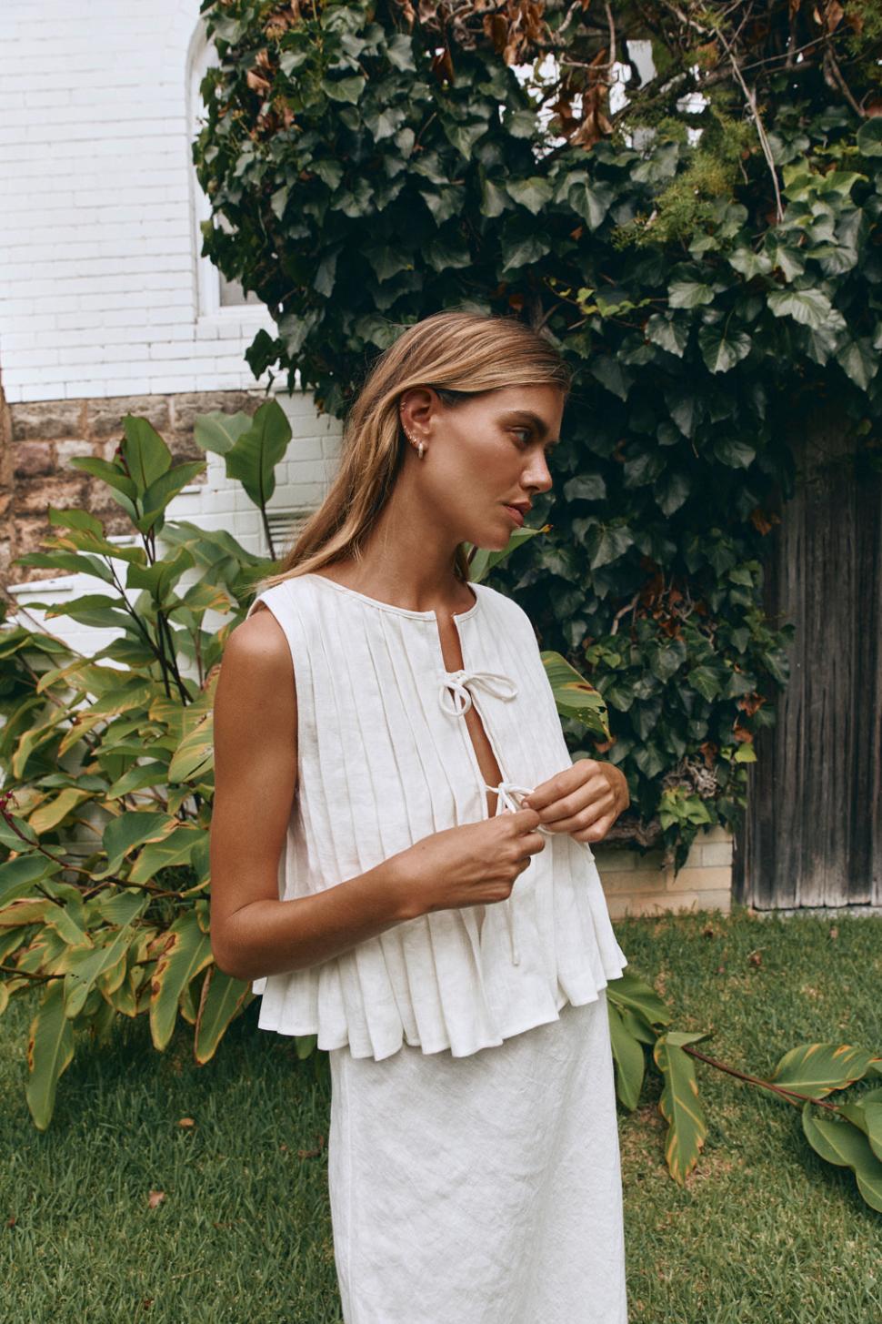 VRG GRL Sets | Women Valeria Linen Top White