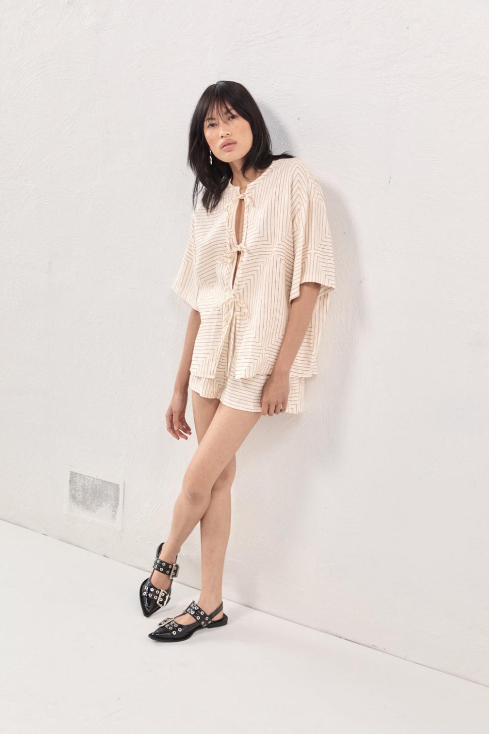 VRG GRL Short Sleeve | Women Naomi Linen Smock Top Juno