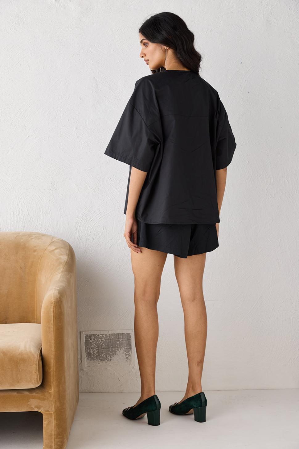 VRG GRL Short Sleeve | Women Naomi Smock Top Black