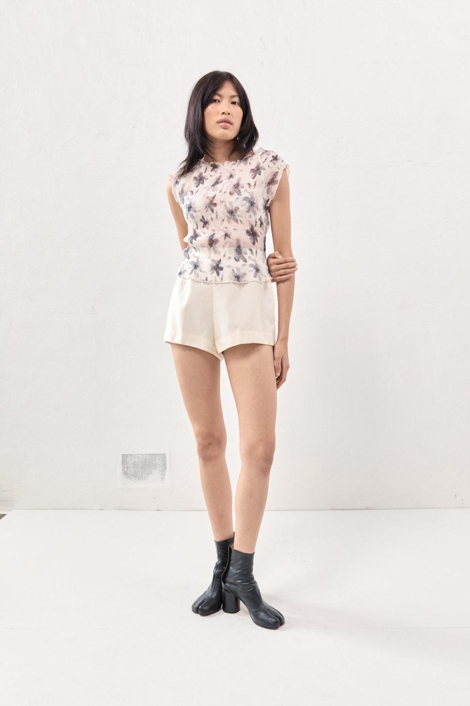 VRG GRL Short Sleeve | Women Retrofuture Top Charcoal