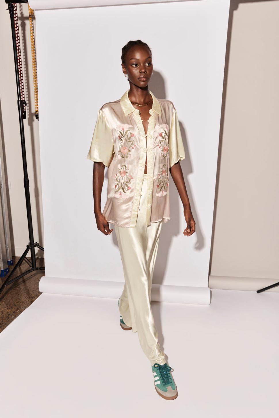 VRG GRL Short Sleeve | Women Solstice Shirt Botanica