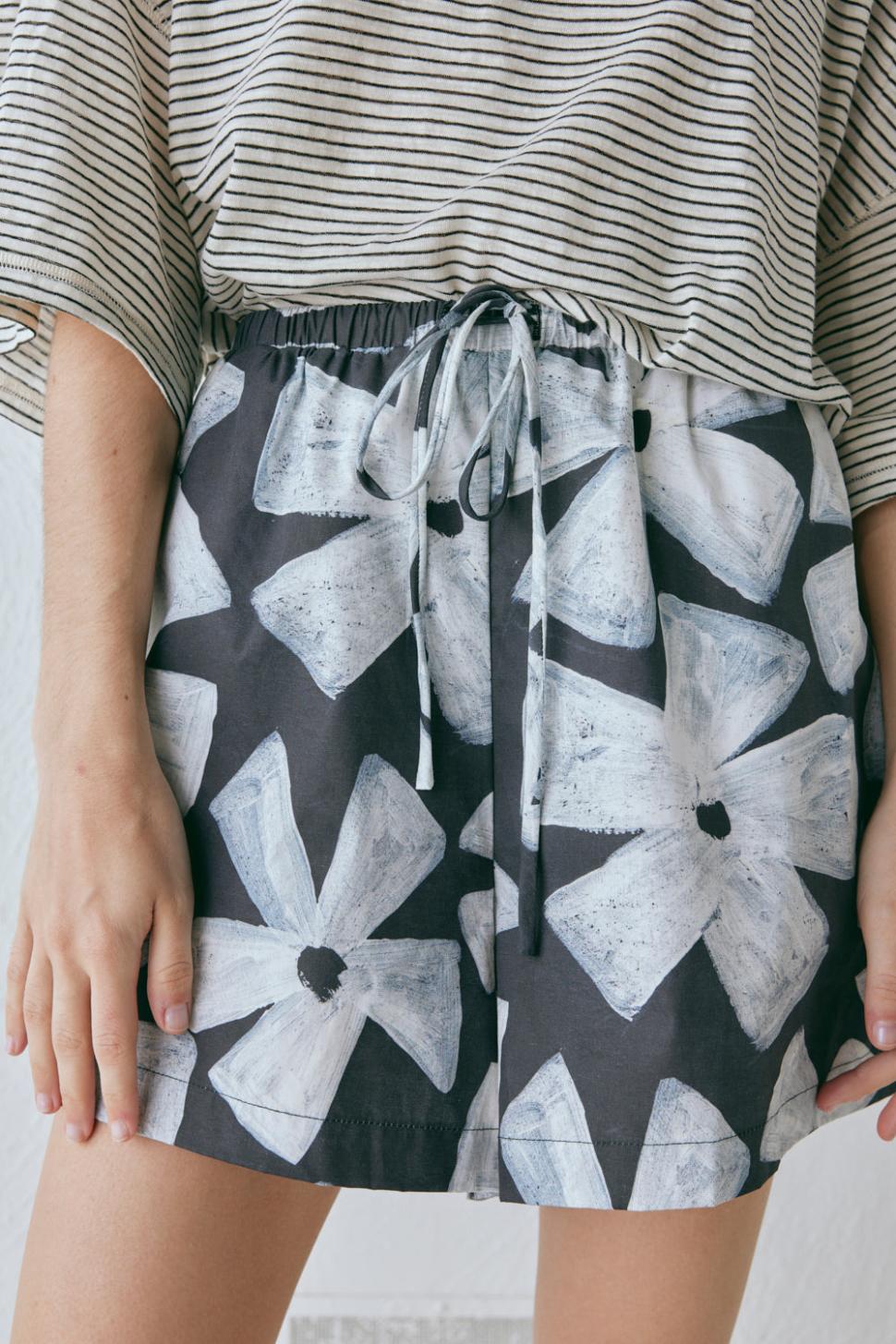 VRG GRL Shorts | Women Annika Shorts Fiore