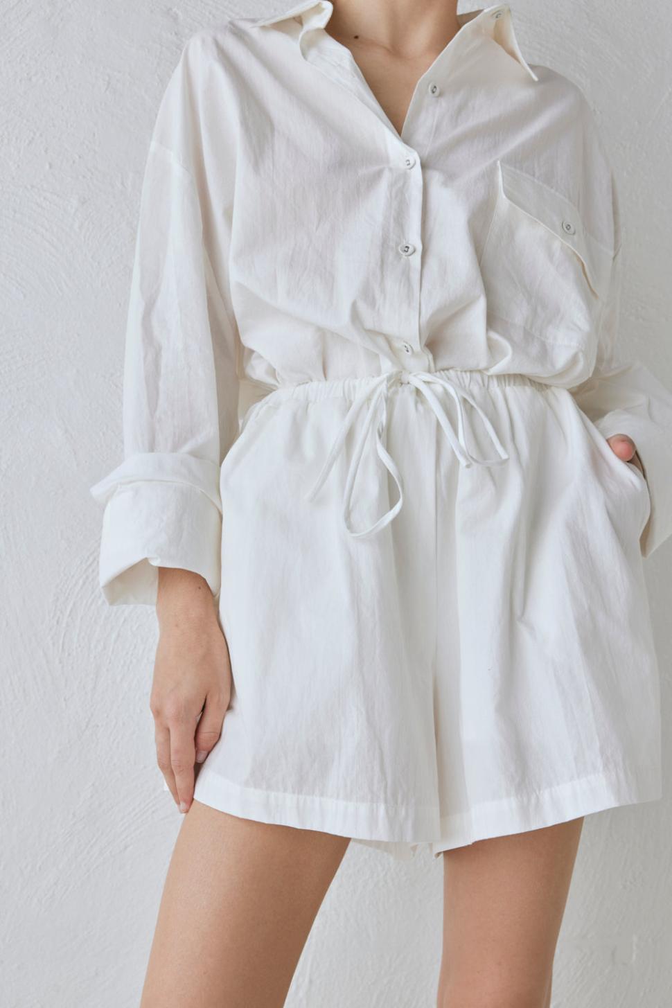 VRG GRL Shorts | Women Annika Shorts White