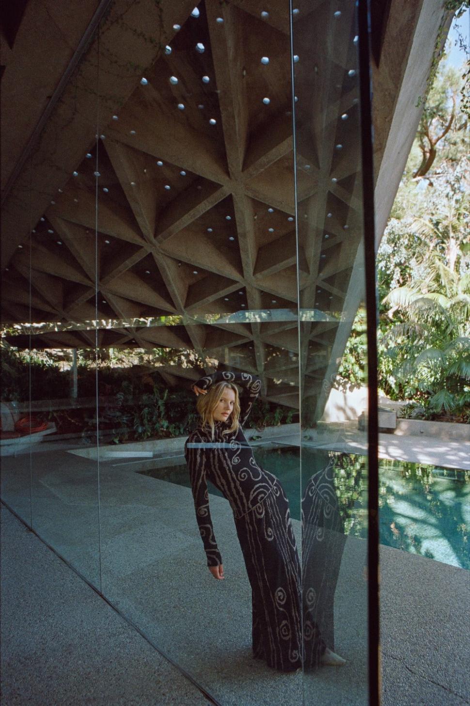 VRG GRL Skirts | Women Ivy Muse Knit Maxi Skirt Black Swirl