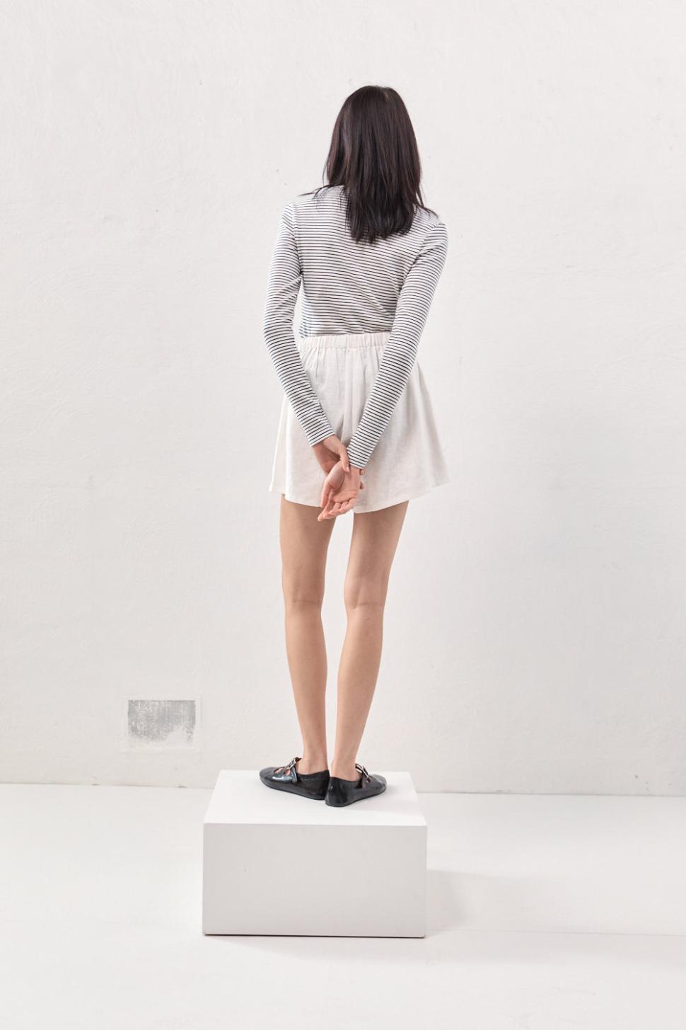 VRG GRL Skorts | Women Jardin Linen Mini Skort White