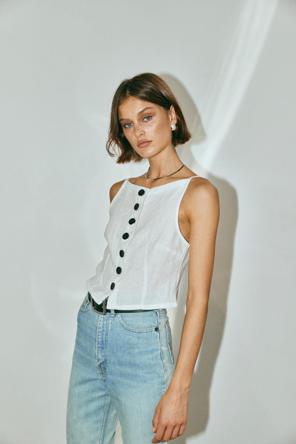 VRG GRL Sleeveless | Women Rumi Linen Top White