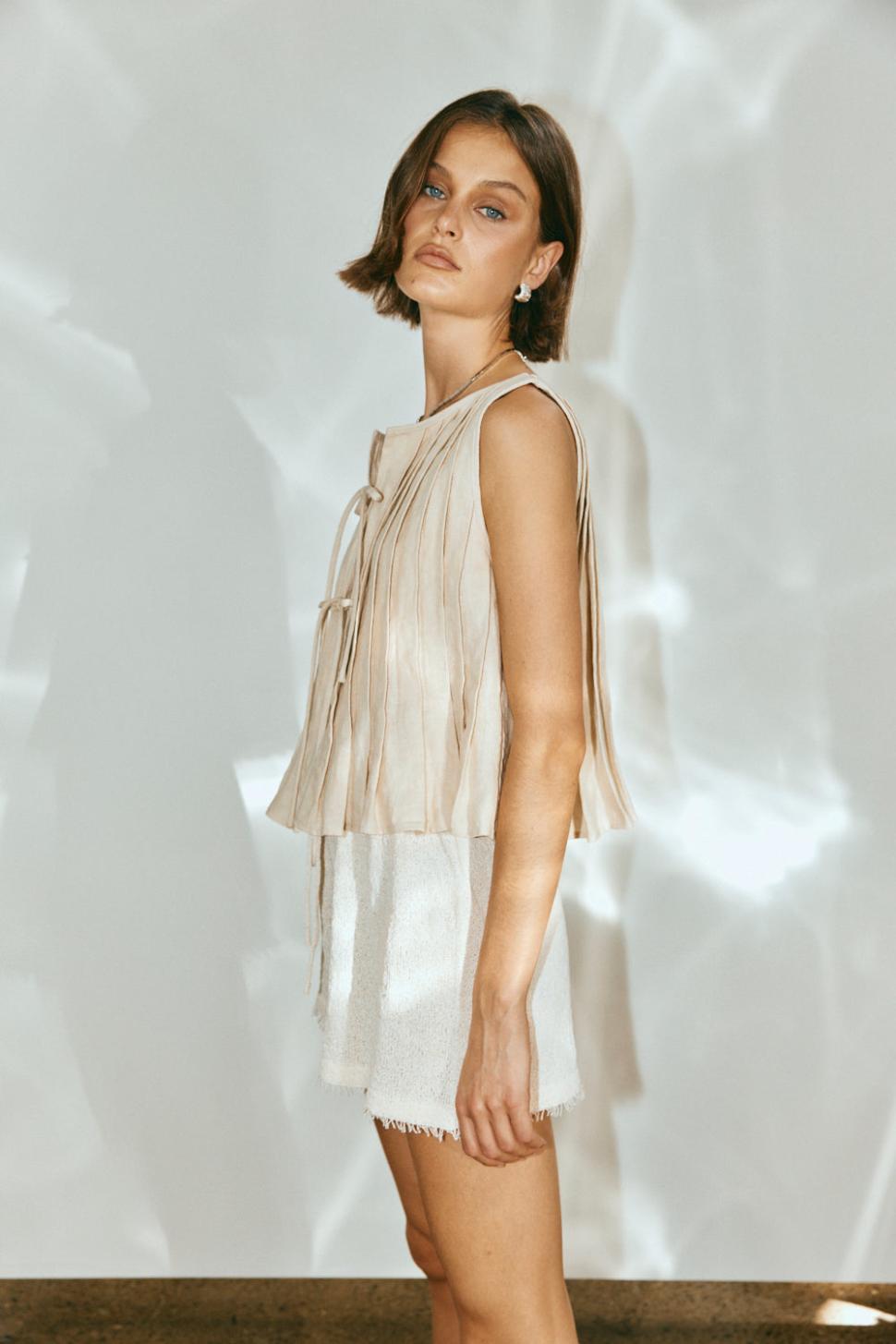 VRG GRL Sleeveless | Women Valeria Linen Top Oatmeal