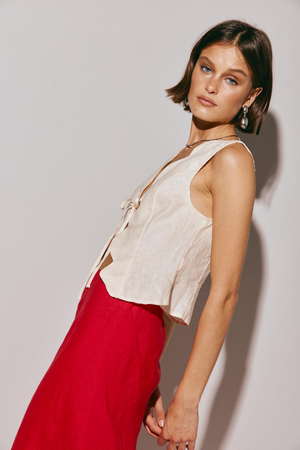 VRG GRL Sleeveless | Women Yvonne Linen Top Cream