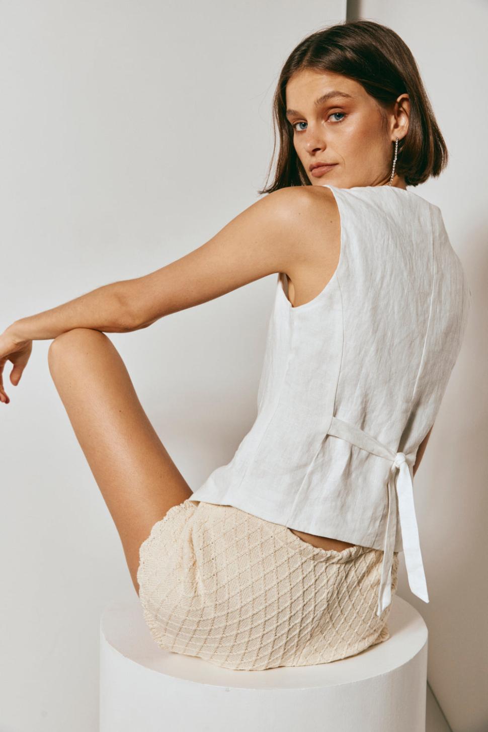 VRG GRL Vests | Women Italian Streets Linen Vest White