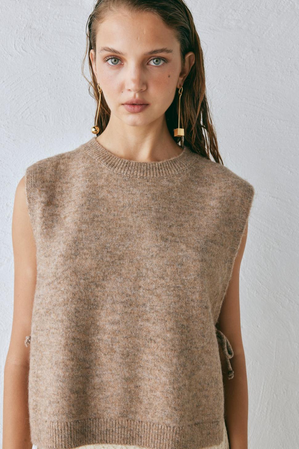 VRG GRL Vests | Women Molly Knit Vest Taupe